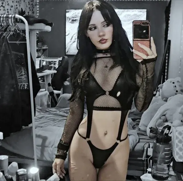 deathcli.max OnlyFans adult content creator