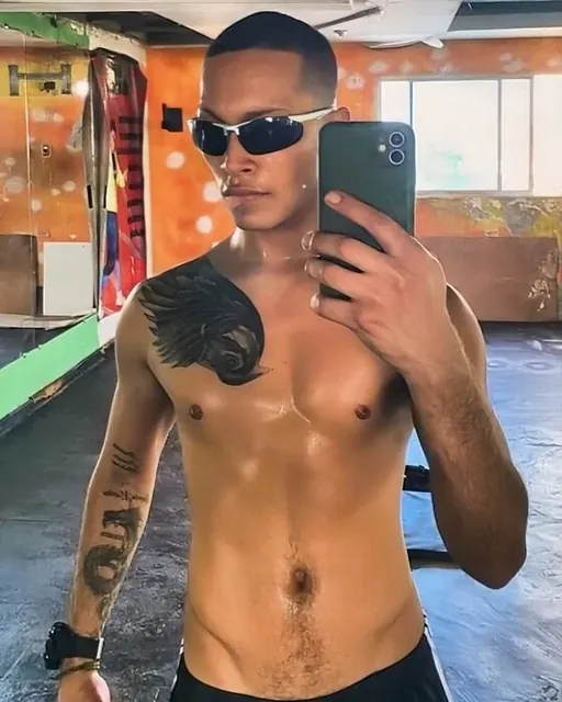 Dejesusof OnlyFans athletic creator