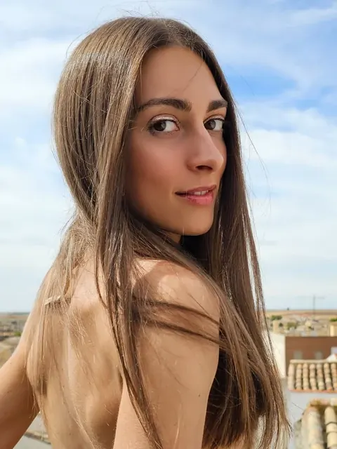 Diana08luxxy OnlyFans Brunette Creator