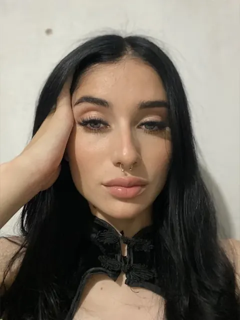 Diazlola OnlyFans real and uncensored content