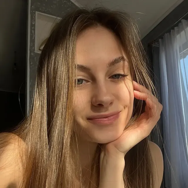 Dolly on OnlyFans bubbly girl-next-door