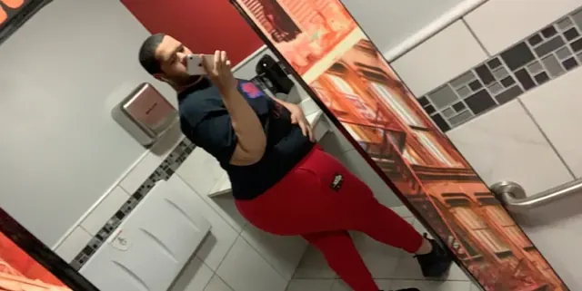 Kevin OnlyFans big booty peach