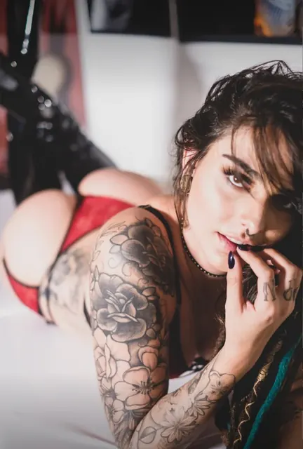 Dread Hot ORGY QUEEN OnlyFans profile picture - Brazilian DJ