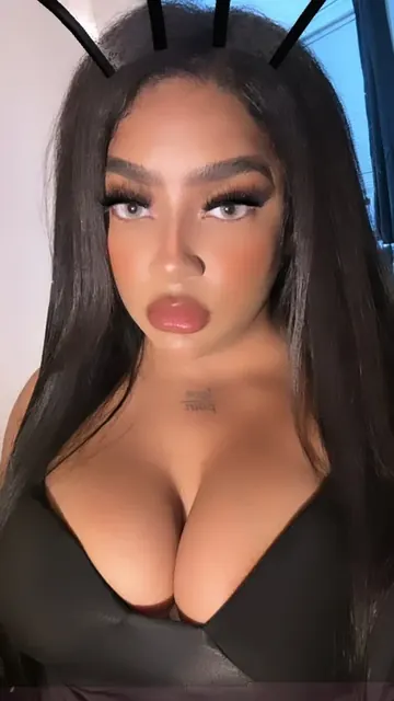 Dripfsale OnlyFans Curvy Creator