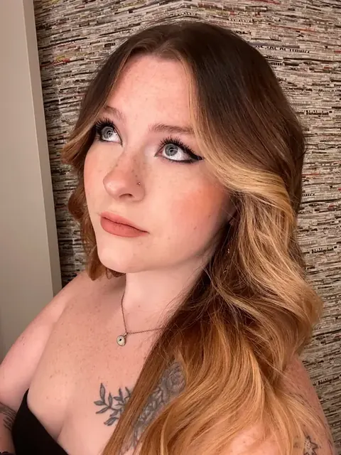 elf_bxby on OnlyFans sharing exclusive adult content
