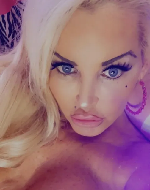 elixxx69 OnlyFans creator with daily content
