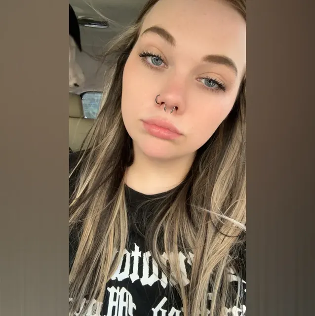 Emma OnlyFans Creator with custom content