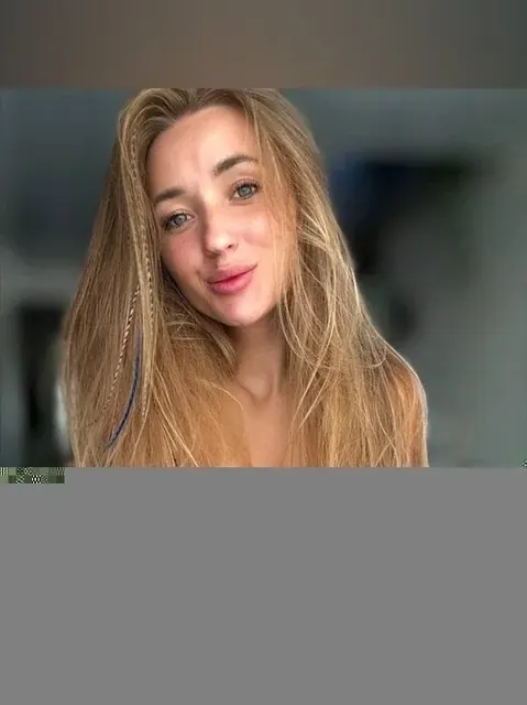 Emily OnlyFans creator with a cute face