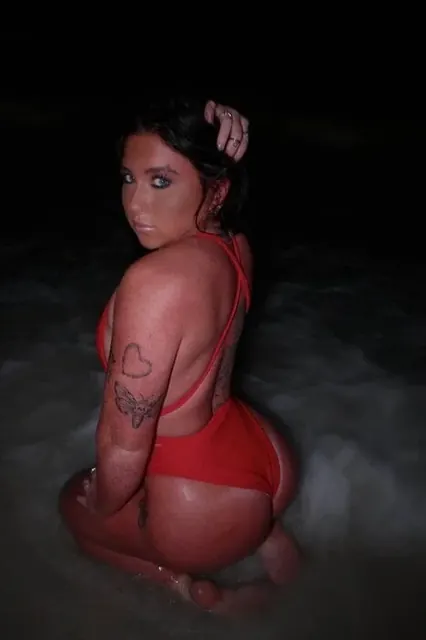 Emmaramseyy OnlyFans Brunette Creator
