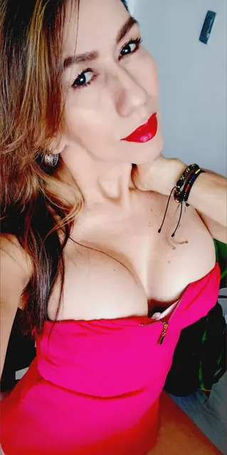 Esperancita sexi OnlyFans captivating creator