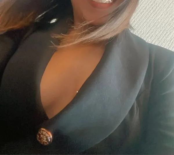 evahotwifechilanga OnlyFans erotic content creator