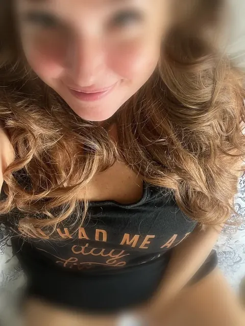 Evelyn OnlyFans profile picture - Exhibitionist creator