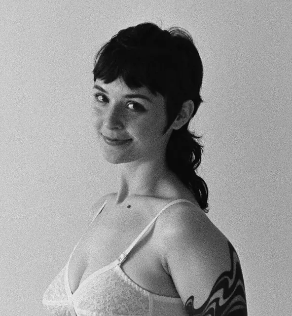 Faeriere OnlyFans creator with exclusive content