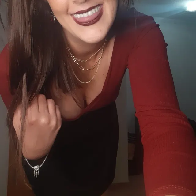 Rgg OnlyFans creator playful and hot