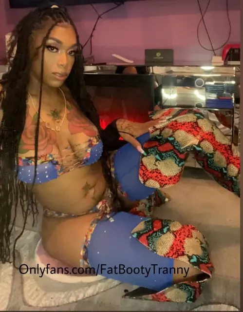 Fatbootytranny OnlyFans sexy and feminine