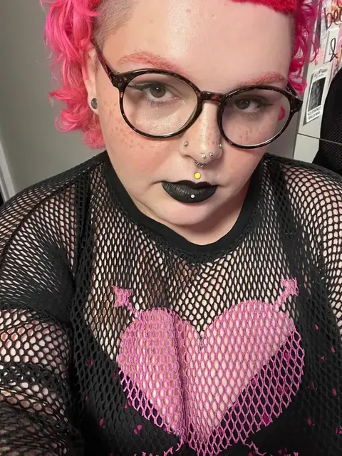 ur bbw pocket gf OnlyFans profile with big tits