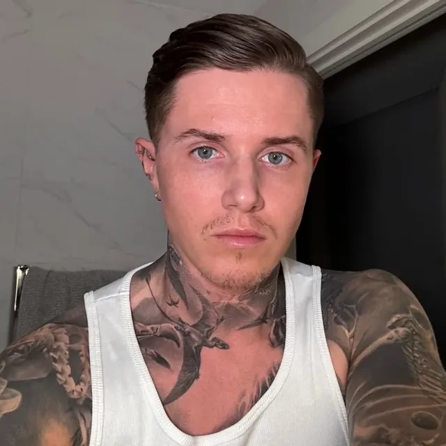 Finn 😈🔥 OnlyFans tattooed male creator