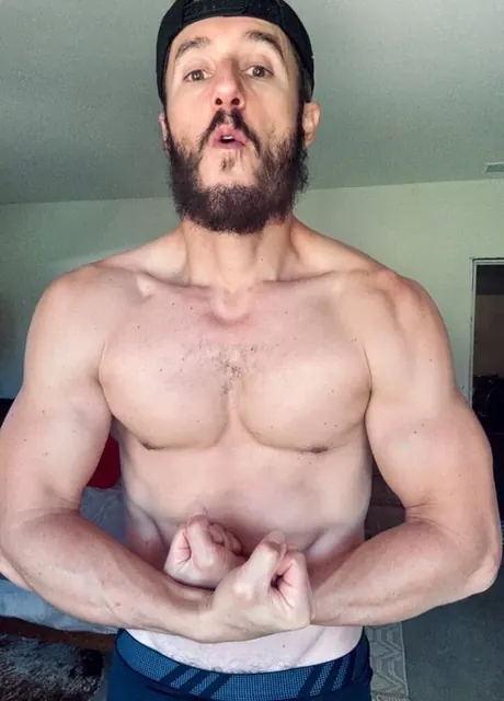 Feetmeat OnlyFans profile with exclusive content