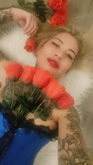 Filthyemma OnlyFans creator profile