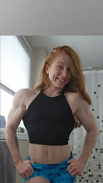 Fit Little Redhead Free (@fitlittleredheadfree) OnlyFans femdom & mistress creator profile photo