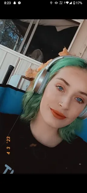 Octavia on OnlyFans showcasing her cute style