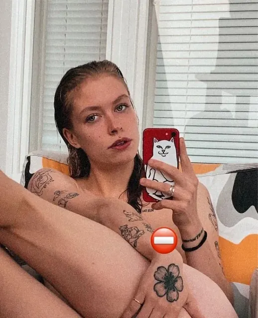 queen OnlyFans tattooed creator