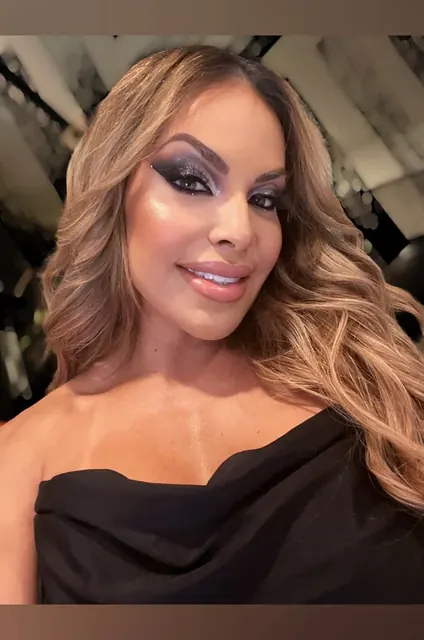 Foxxy on OnlyFans iconic adult entertainer