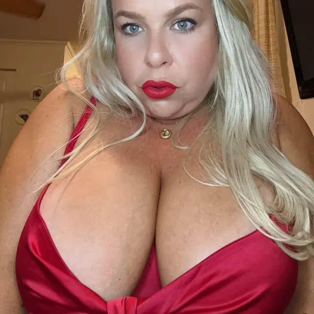 Francis May OnlyFans X-rated content creator