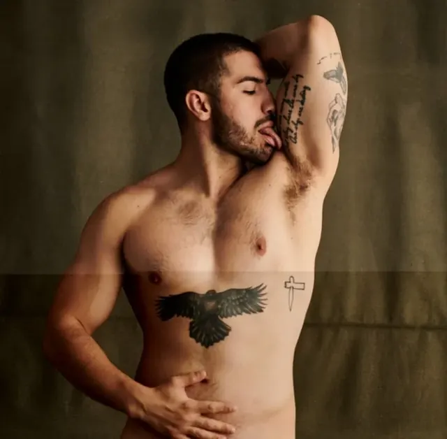 Frankfurdr OnlyFans athletic tattooed male