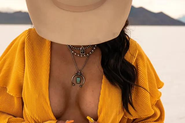 FreeCedeezz OnlyFans Curvy Cowgirl
