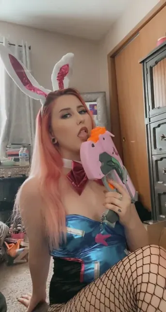 Frightenedpeach OnlyFans creator with ahegao content