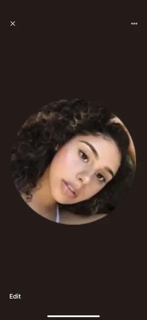 Frostedaliine OnlyFans creator with soft glam vibe