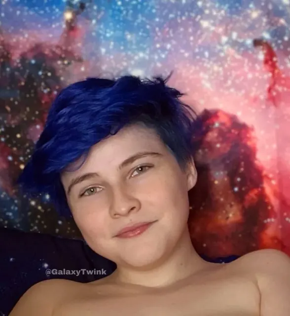 Twinkie on OnlyFans FTM trans femboy creator