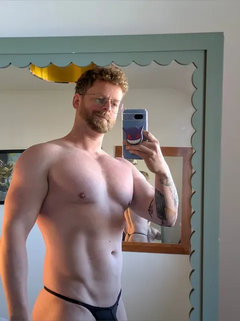 Gaymervers1 OnlyFans creator with rugby build