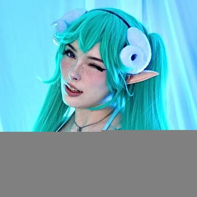 Genericegirl OnlyFans cosplay creator