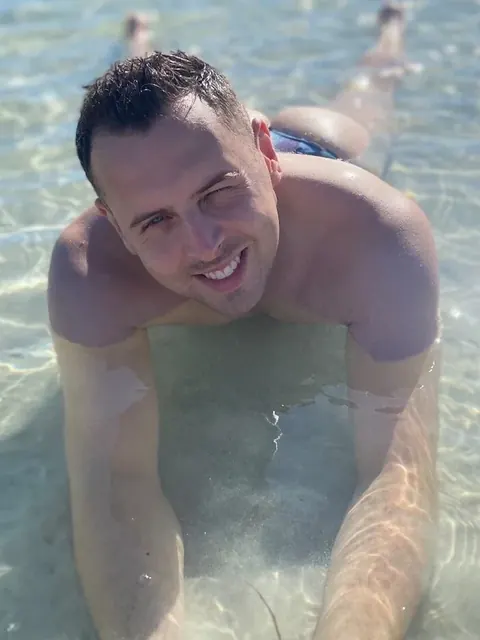 Generikboy17 OnlyFans professional model