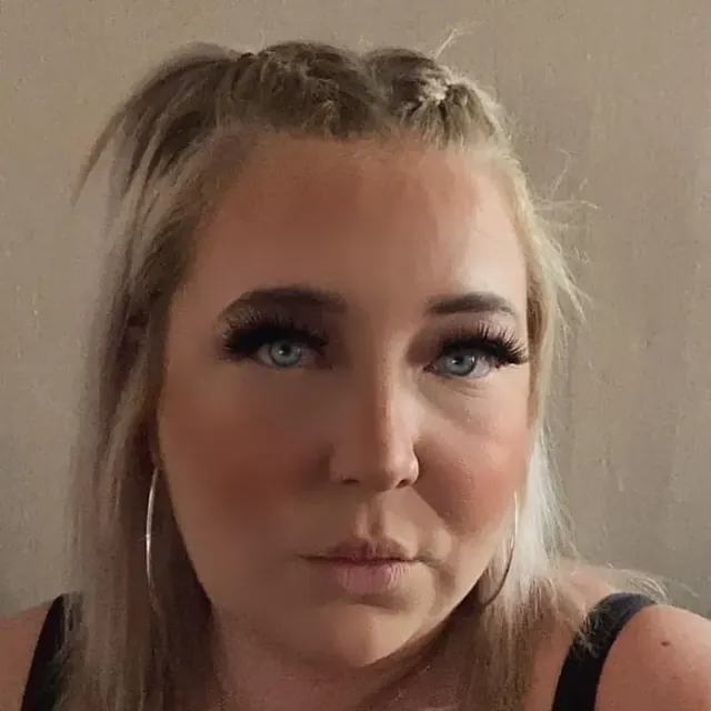 Geordiemilf OnlyFans profile with exclusive content.