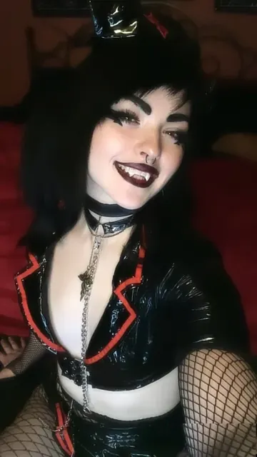 Ghostiee OnlyFans spicy cosplay