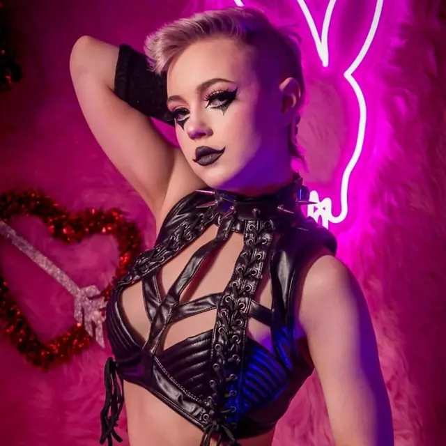 Ghostieghoo OnlyFans edgy alternative creator