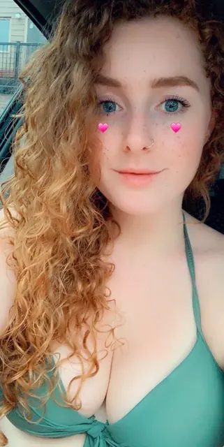 Gingerspicy2 OnlyFans creator with vibrant red hair