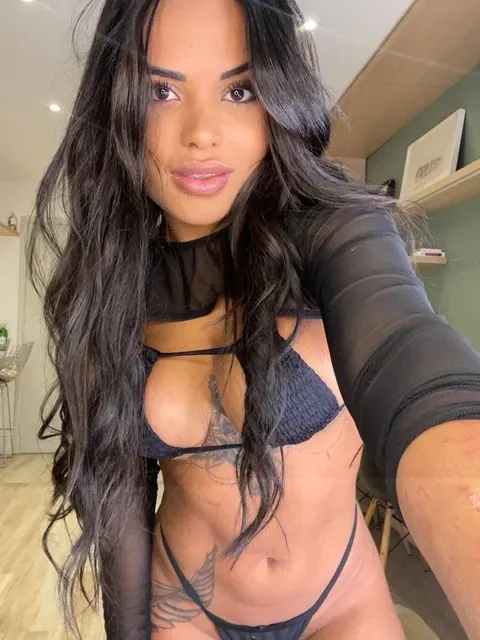 Geovanna Paes OnlyFans creator with exclusive content