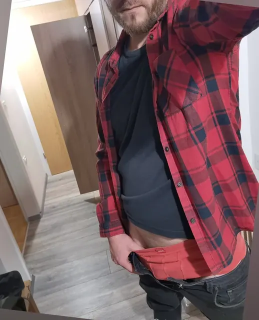 Mark OnlyFans profile picture - Adventurous creator