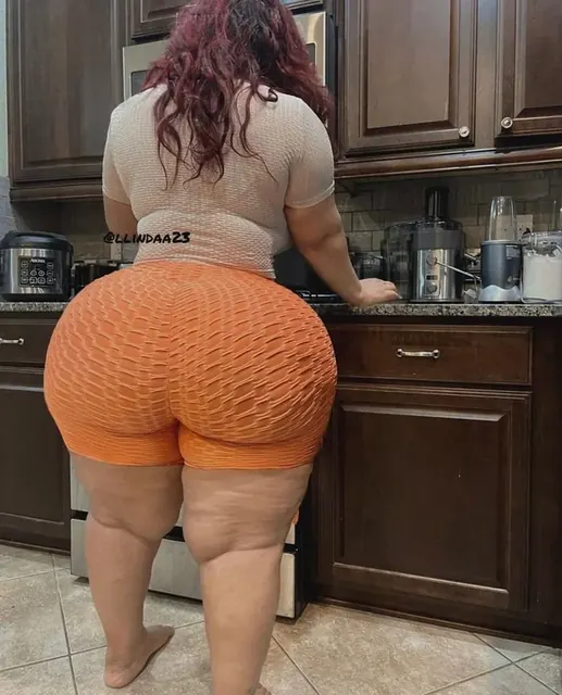 Goddess OnlyFans creator with exclusive content