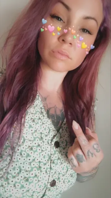 u417123467 OnlyFans tattooed goddess