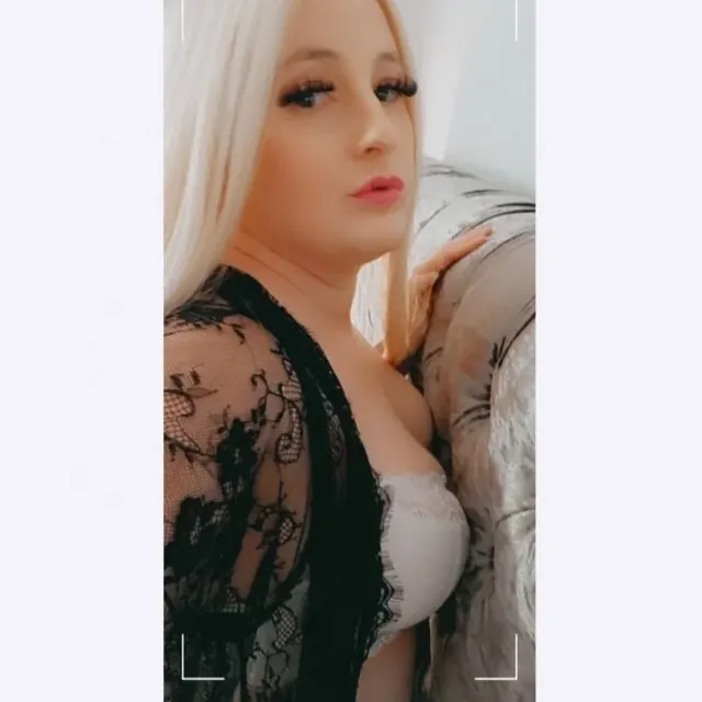 Gorgeousblondebabe3823 OnlyFans hot blonde