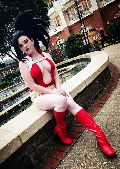 Gravitycosplays OnlyFans cosplay creator
