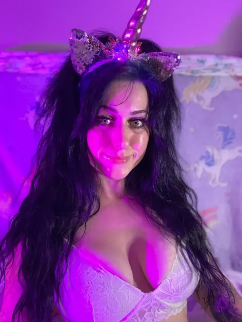 Greatfairydavi OnlyFans creator with exclusive content.