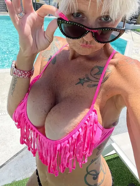Greekgoddesssteph OnlyFans Curvy Creator