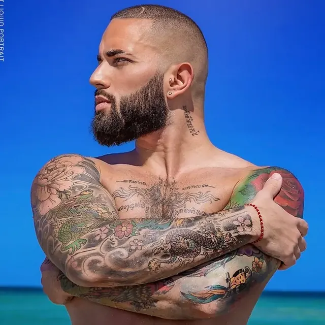 Gus guzdoes OnlyFans Latino creator