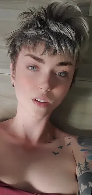 Haliescom3t on OnlyFans showcasing exclusive content